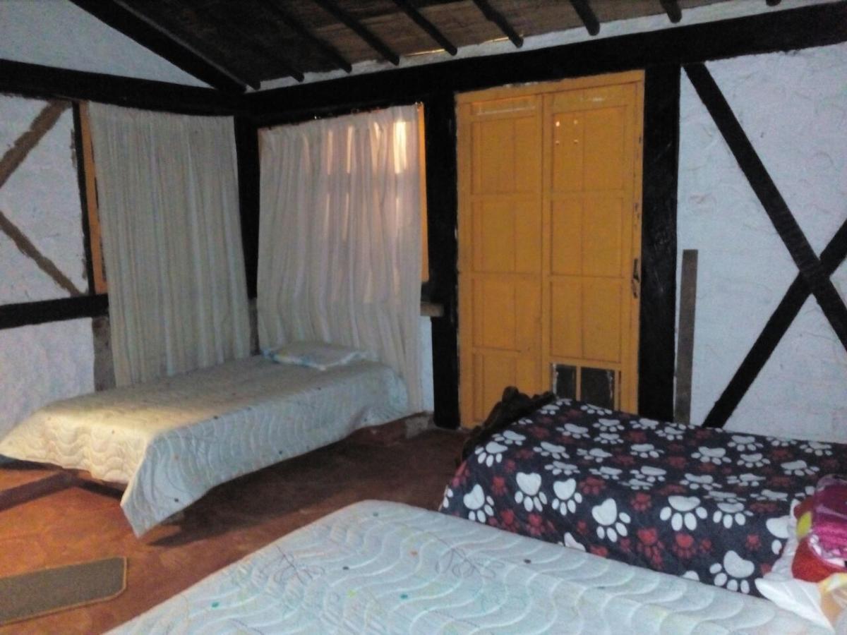 סנטה רוזה דה כבאל Tarragona Hostal מראה חיצוני תמונה