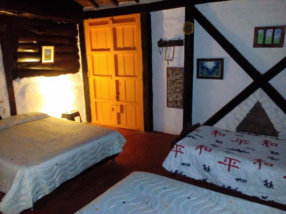 סנטה רוזה דה כבאל Tarragona Hostal מראה חיצוני תמונה